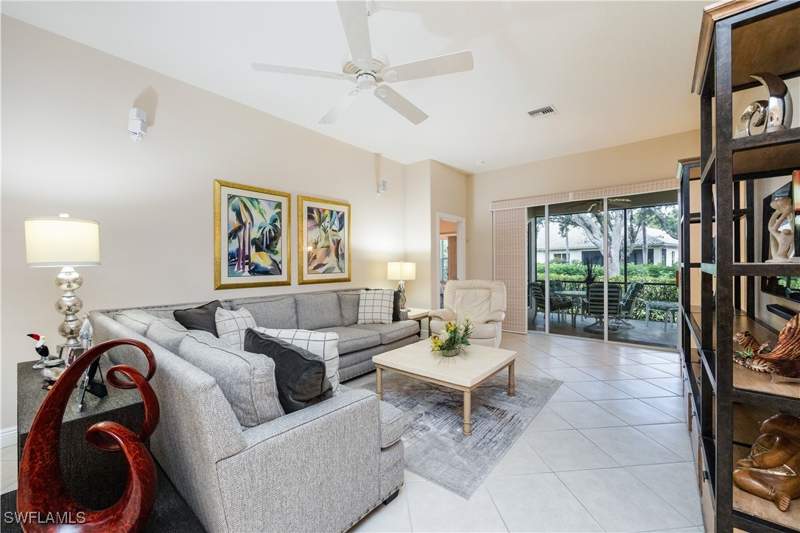 3 bedroom Attached at 913 Vistana Cir 7, Villa Vistana, Naples — photo 4