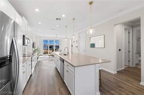 4607 Arboretum Cir 202, Naples FL - photo 18 of 47