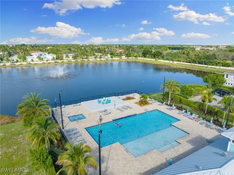 2 bedroom Attached at 4607 Arboretum Cir 202, Arboretum, Naples — photo 4
