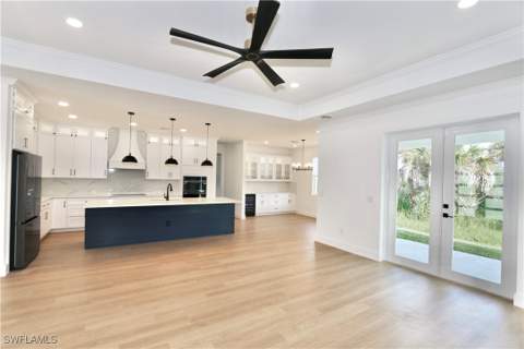 539 37th Ave NW, Naples FL - photo 15 of 44
