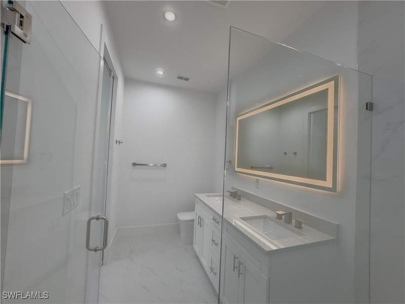 4 bedroom SingleFamilyResidence at 4009 33rd St SW, Lehigh Acres, Lehigh Acres — photo 2