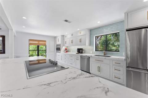 419 Lighthouse Way, Sanibel FL - photo 10 of 38