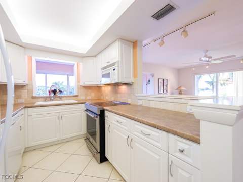 1610 Middle Gulf Dr E-4, Sanibel FL - photo 14 of 36