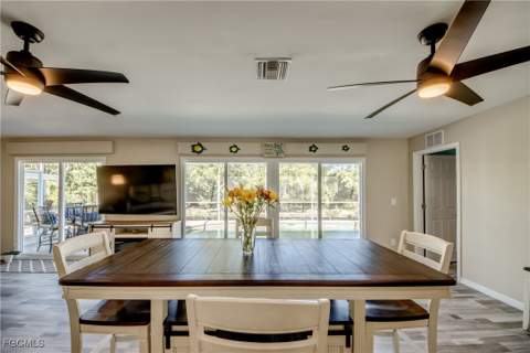 445 Donora Blvd, Fort Myers Beach FL - photo 19 of 44