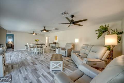 445 Donora Blvd, Fort Myers Beach FL - photo 22 of 44