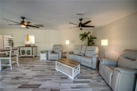 445 Donora Blvd, Fort Myers Beach FL - photo 23 of 44