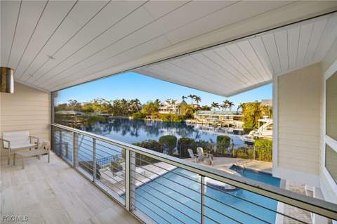 1290 Bay Dr, Sanibel FL - photo 17 of 44