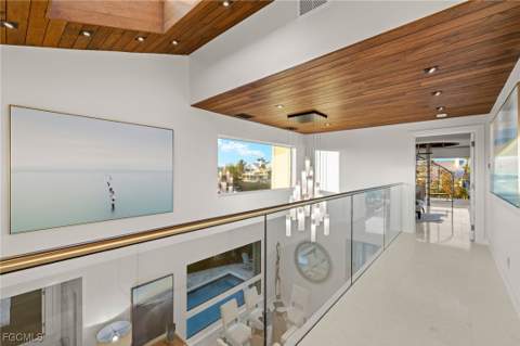 1290 Bay Dr, Sanibel FL - photo 19 of 44