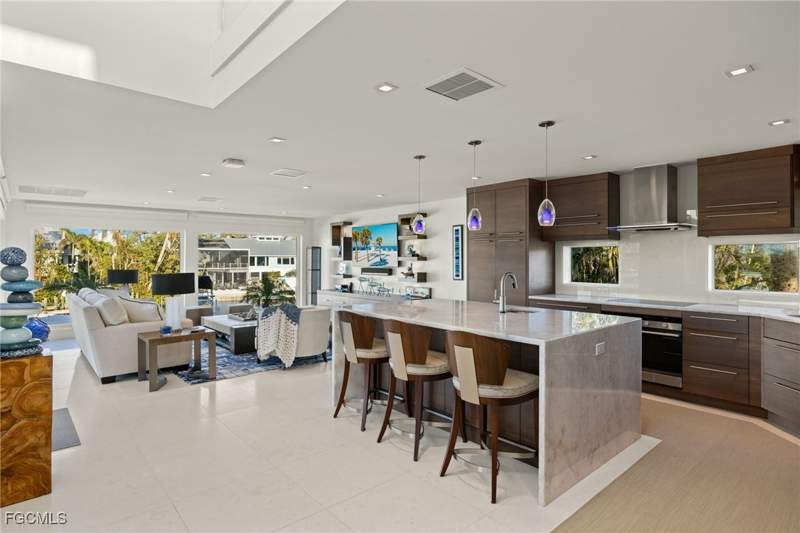 3 bedroom SingleFamilyResidence at 1290 Bay Dr, Sanibel Harbours, Sanibel — photo 3