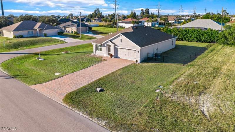 3 bedroom SingleFamilyResidence at 2259 SW 4th St, Cape Coral, Cape Coral — photo 2