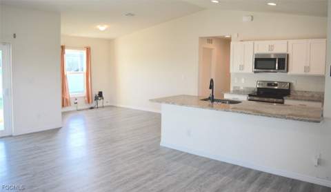9006 Bamboo Cir, Labelle FL - photo 10 of 30