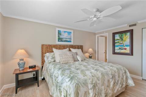 534 12th AVE S 534, Naples FL - photo 15 of 30
