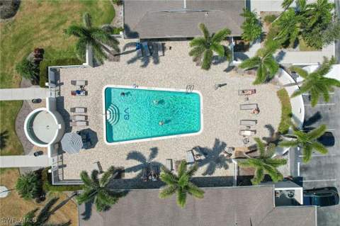 534 12th AVE S 534, Naples FL - photo 6 of 30