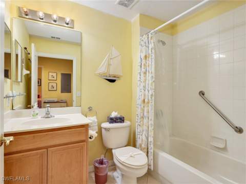 6824 Sterling Greens Pl 3303, Naples FL - photo 21 of 35