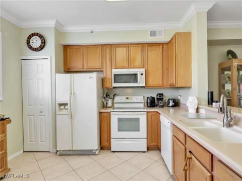 6824 Sterling Greens Pl 3303, Naples FL - photo 8 of 35