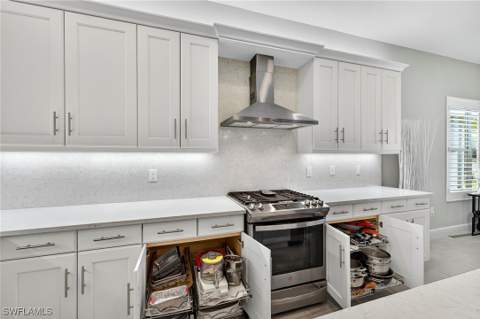 16717 Gilroy St, Bonita Springs FL - photo 10 of 50