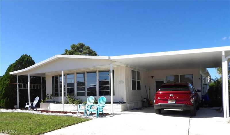 2 bedroom ManufacturedHome at 737 Knotty Pine Cir, Forest Park Mobile Home, North Fort Myers — photo 1