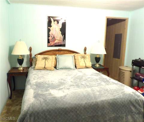 737 Knotty Pine Cir, North Fort Myers FL - photo 14 of 22