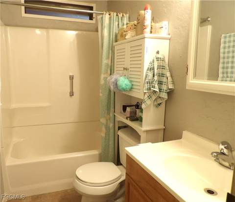 737 Knotty Pine Cir, North Fort Myers FL - photo 16 of 22