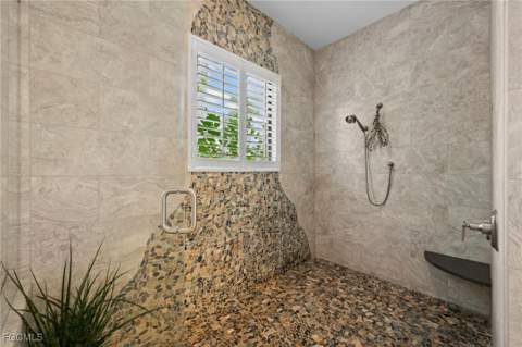 14994 Bonaire Cir, Fort Myers FL - photo 14 of 50
