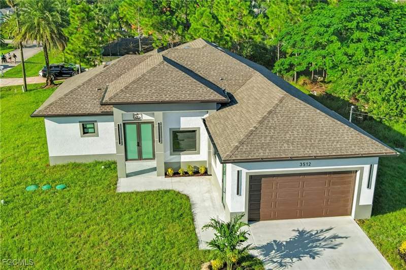 5 bedroom SingleFamilyResidence at 3512 9th St W, Island Of Happiness, Lehigh Acres — photo 2