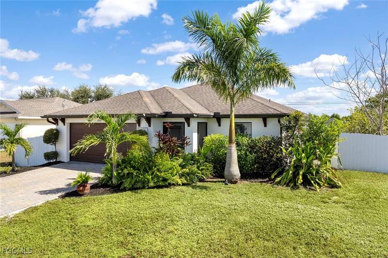 3 bedroom SingleFamilyResidence at 2809 NE 6th Pl, Cape Coral, Cape Coral — photo 2