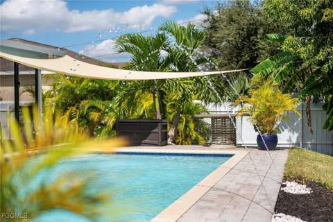 2809 NE 6th Pl, Cape Coral FL - photo 8 of 39