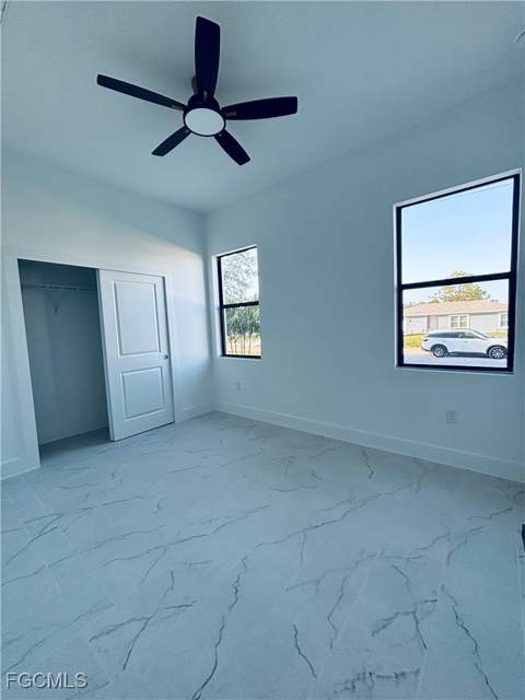 563 Oakshire Ln, Lehigh Acres FL - photo 22 of 35