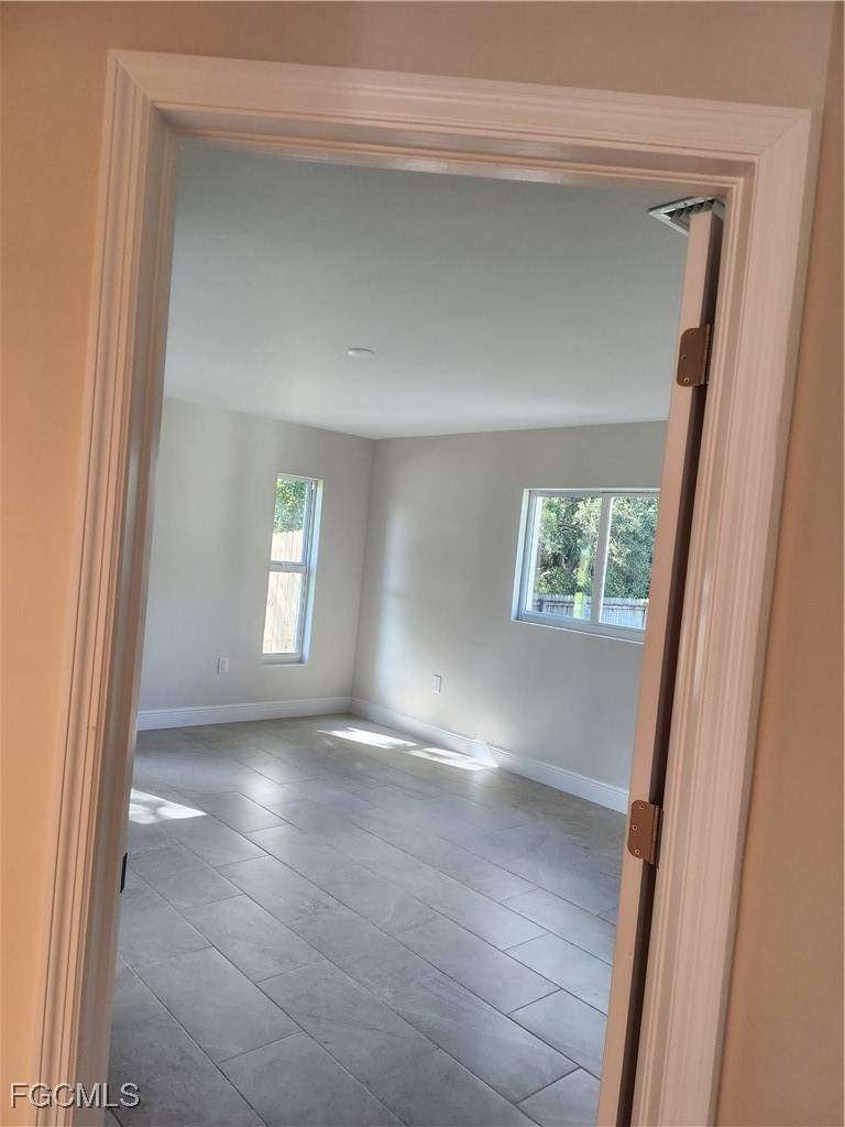 3 bedroom SingleFamilyResidence at 131 Grant Blvd, Lehigh Acres, Lehigh Acres — photo 4