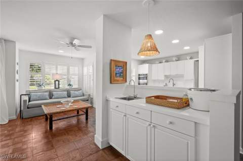 100 Tall Pine Ln 1101, Naples FL - photo 14 of 49