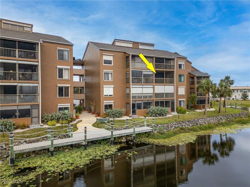 2 bedroom Condominium at 2067 W Lakeview Blvd 8, Lakeside At Lochmoor Condo, North Fort Myers — photo 2