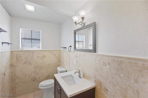 912 Lincoln Ave, Lehigh Acres FL - photo 16 of 32