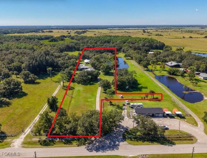 2 bedroom SingleFamilyResidence at 4419 Loblolly Bay Rd, Muse, Labelle — photo 1