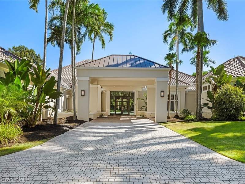 6 bedroom SingleFamilyResidence at 656 Hickory Rd, Pine Ridge, Naples — photo 2