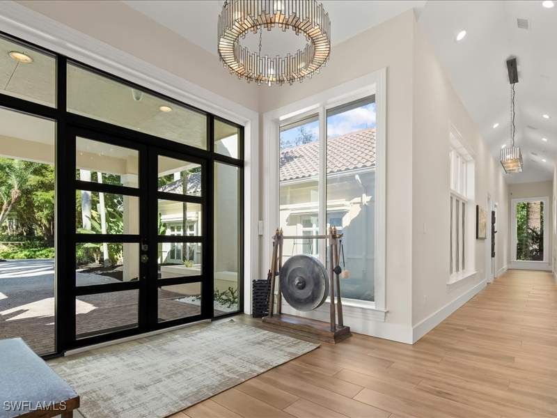 6 bedroom SingleFamilyResidence at 656 Hickory Rd, Pine Ridge, Naples — photo 4