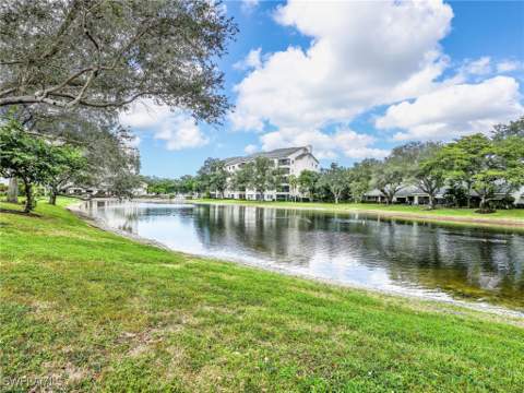 401 Arbor Lake Dr 4-101, Naples FL - photo 21 of 39