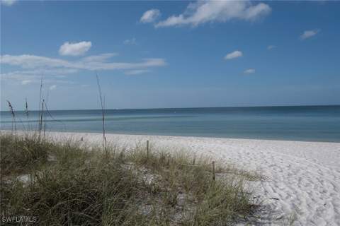 5037 Starfish Ave, Naples FL - photo 10 of 12
