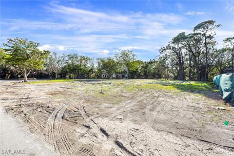 5037 Starfish Ave, Naples FL - photo 8 of 12