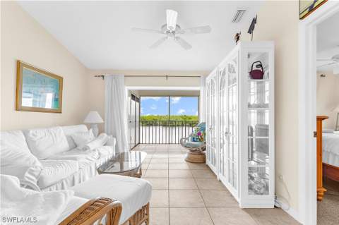 1295 Mainsail Dr 912, Naples FL - photo 9 of 39