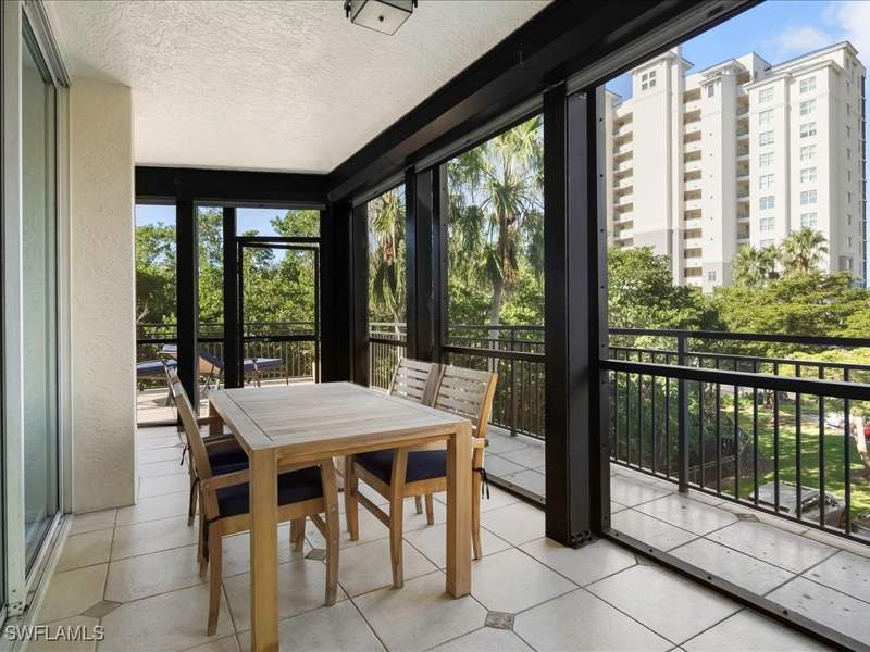 3 bedroom Condominium at 425 Cove Tower Dr 304, Caribe At Cove Towers, Naples — photo 5