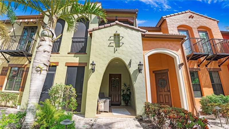 3 bedroom Condominium at 9066 Albion Ln N 5104, Ole, Naples — photo 1