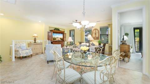 9066 Albion Ln N 5104, Naples FL - photo 14 of 47