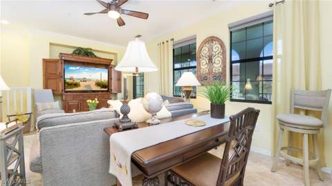9066 Albion Ln N 5104, Naples FL - photo 15 of 47