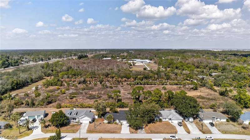 4 bedroom SingleFamilyResidence at 11225 Rabun Gap Dr NW, Timberbend Subd, North Fort Myers — photo 4