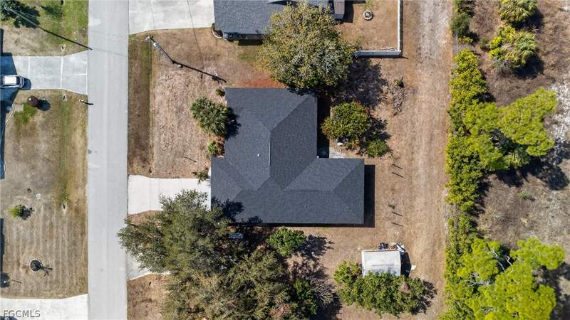 4 bedroom SingleFamilyResidence at 11225 Rabun Gap Dr NW, Timberbend Subd, North Fort Myers — photo 5