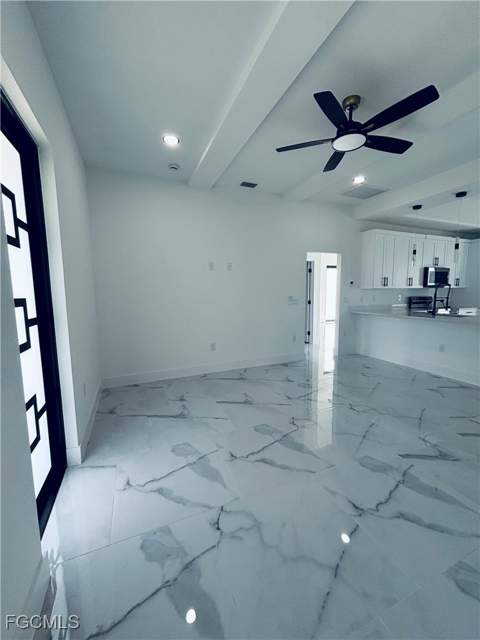 582 Eisenhower Blvd, Lehigh Acres FL - photo 11 of 35