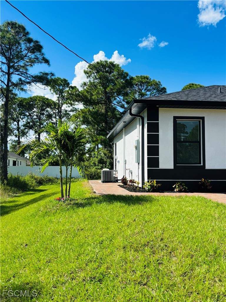 4 bedroom SingleFamilyResidence at 582 Eisenhower Blvd, Lehigh Acres, Lehigh Acres — photo 4