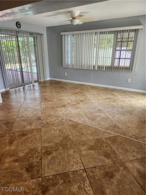 207 SE 47th Ter, Cape Coral FL - photo 11 of 27