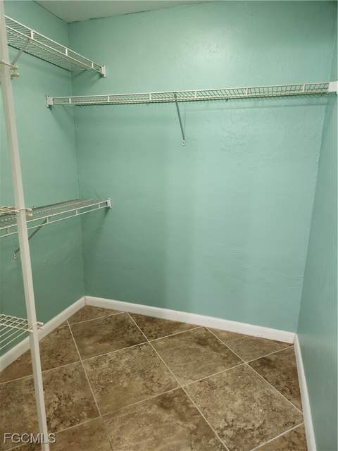 207 SE 47th Ter, Cape Coral FL - photo 13 of 27