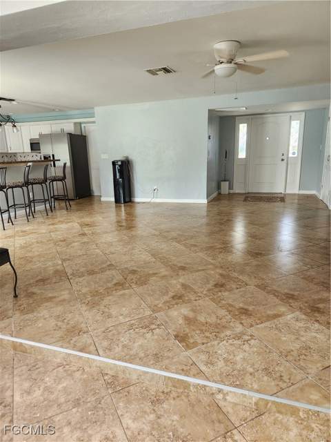 207 SE 47th Ter, Cape Coral FL - photo 9 of 27